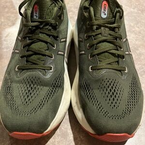ASICS GEL KAYANO RUNNING SHOES MOSS GREEN MENS 10.5 ***RETAIL $160***